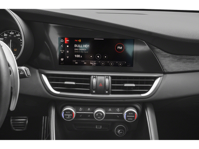 2023 Alfa Romeo Giulia Estrema