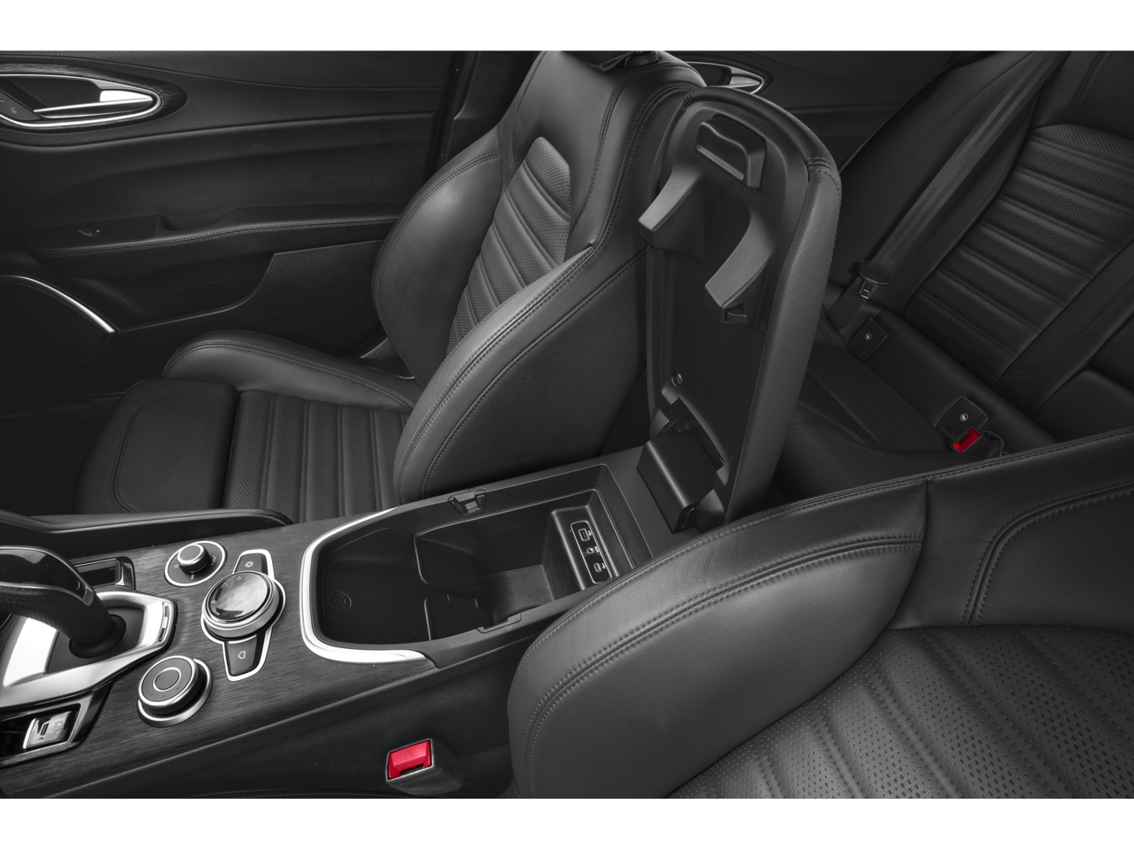 2023 Alfa Romeo Giulia Estrema