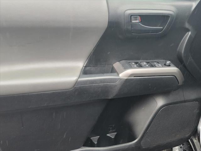 2022 Toyota Tacoma 4WD SR5