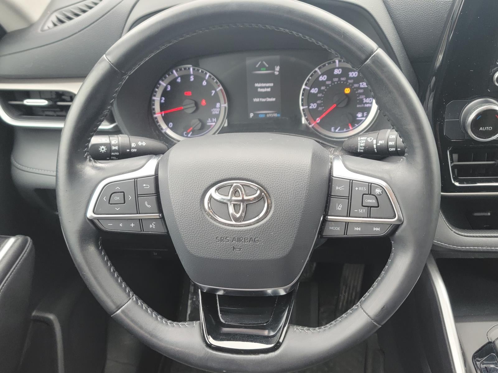 2020 Toyota Highlander LE