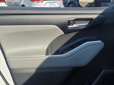 2023 Toyota Highlander XLE