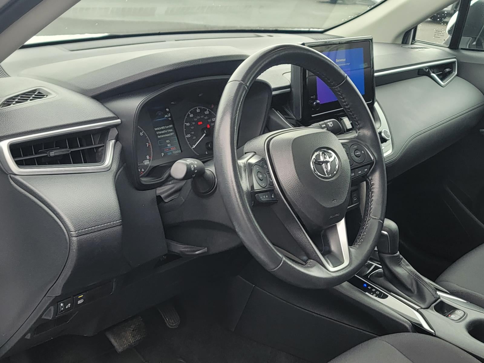 2024 Toyota Corolla Cross LE