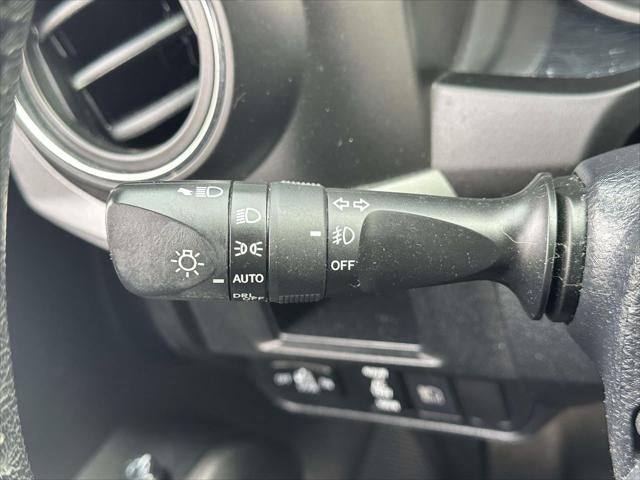 2019 Toyota Tacoma 4WD TRD Sport Double Cab 5' Bed V6 MT (Natl)