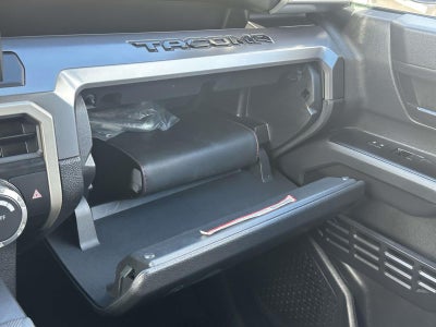 2025 Toyota Tacoma 4WD SR Double Cab 5' Bed AT (Natl)