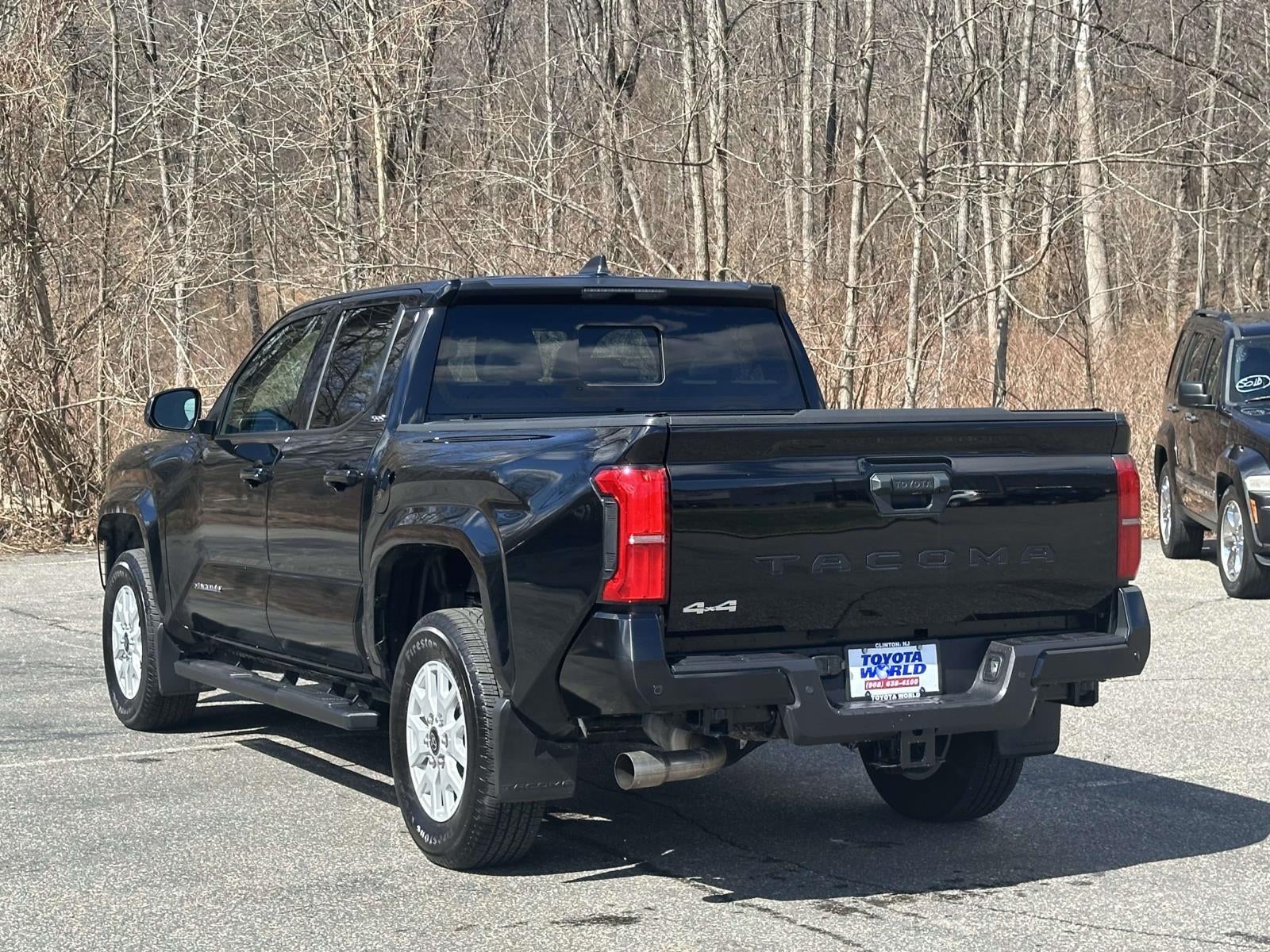 2025 Toyota Tacoma 4WD SR Double Cab 5' Bed AT (Natl)
