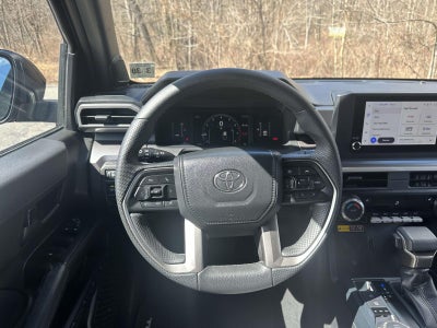 2025 Toyota Tacoma 4WD SR Double Cab 5' Bed AT (Natl)