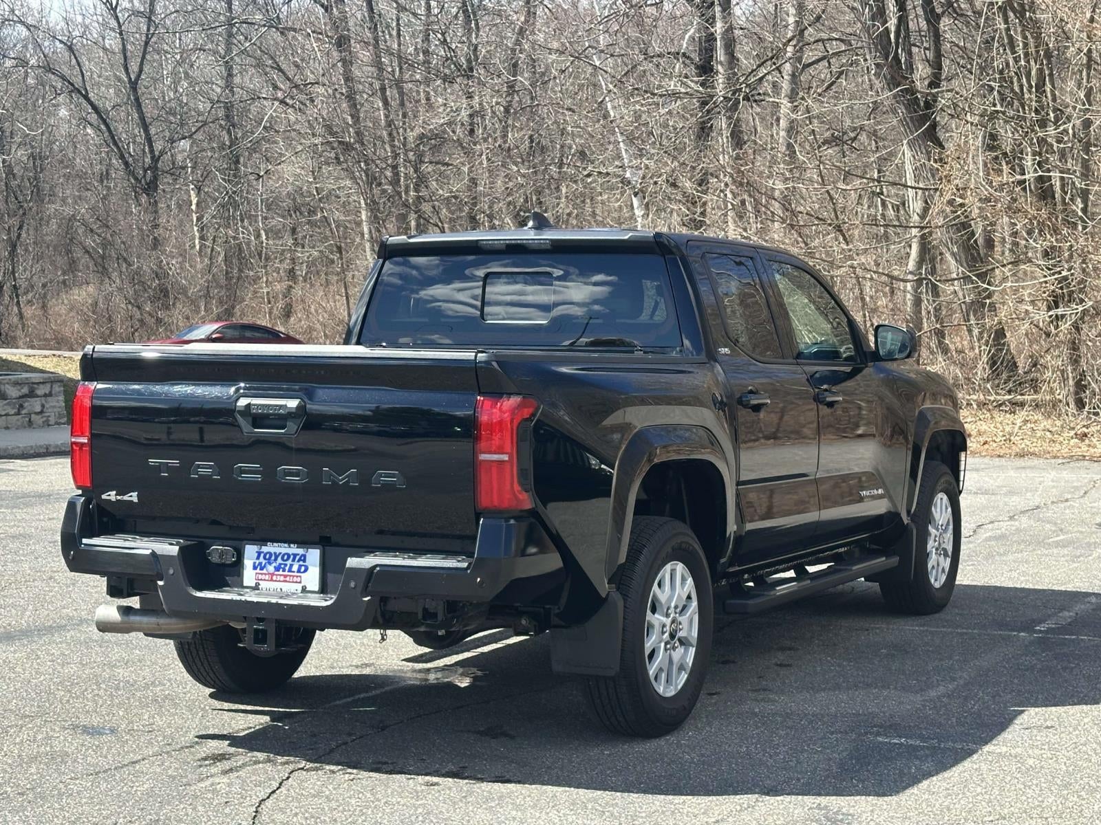 2025 Toyota Tacoma 4WD SR Double Cab 5' Bed AT (Natl)