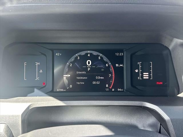 2025 Toyota Tacoma 4WD SR Double Cab 5' Bed AT (Natl)