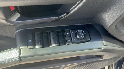 2025 Toyota Tacoma 4WD SR Double Cab 5' Bed AT (Natl)