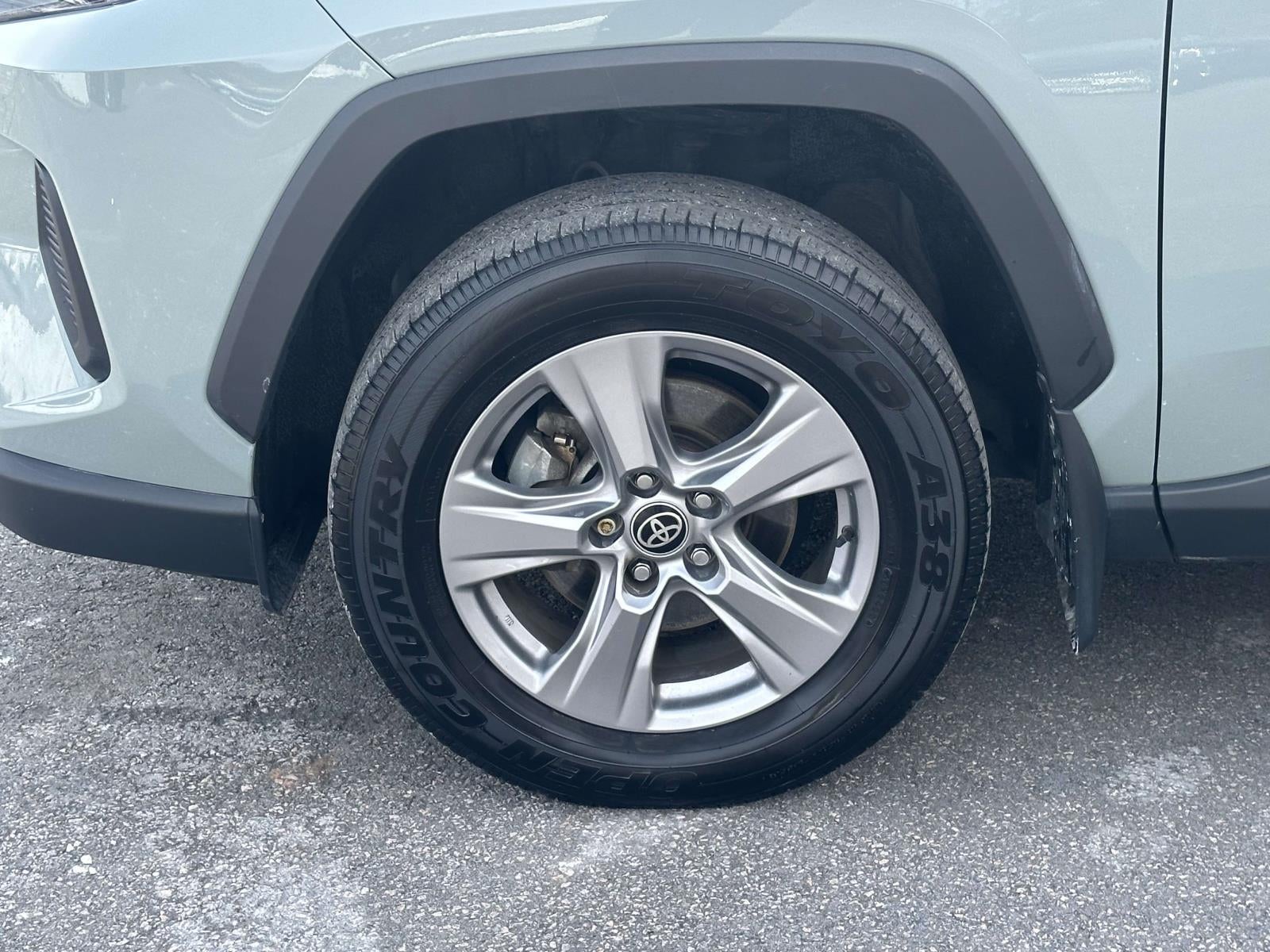 2022 Toyota RAV4 Hybrid XLE AWD (Natl)