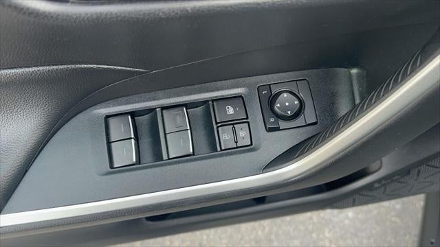 2022 Toyota RAV4 Hybrid XLE AWD (Natl)