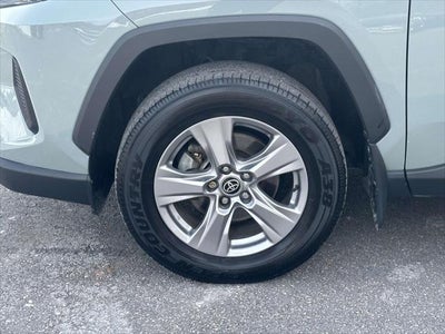 2022 Toyota RAV4 Hybrid XLE AWD (Natl)