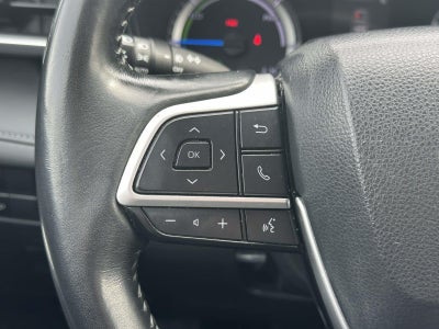 2022 Toyota Highlander Hybrid LE AWD (Natl)