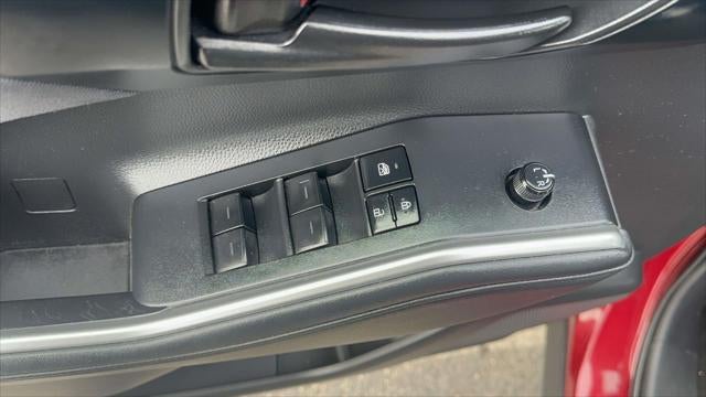 2022 Toyota Highlander Hybrid LE AWD (Natl)