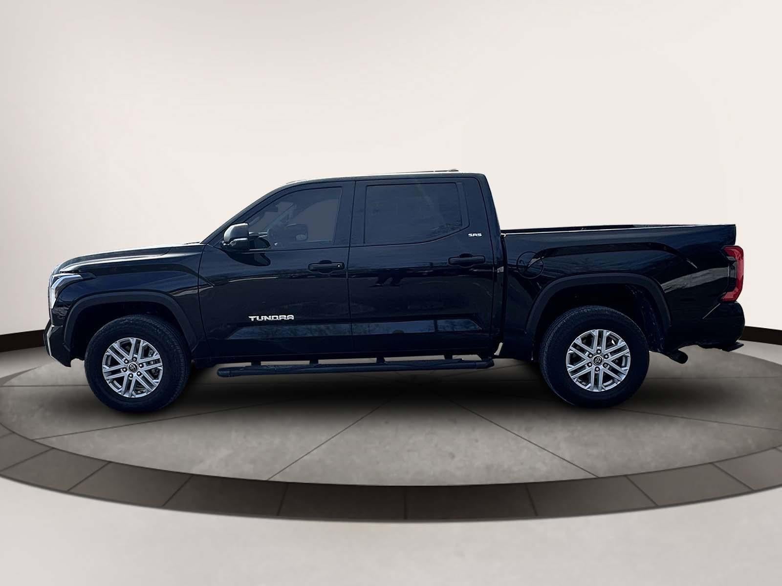 2023 Toyota Tundra 4WD SR5 CrewMax 5.5' Bed (Natl)