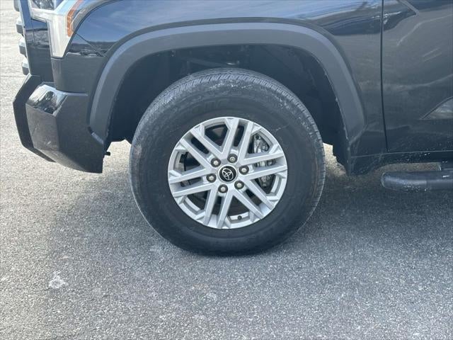 2023 Toyota Tundra 4WD SR5 CrewMax 5.5' Bed (Natl)