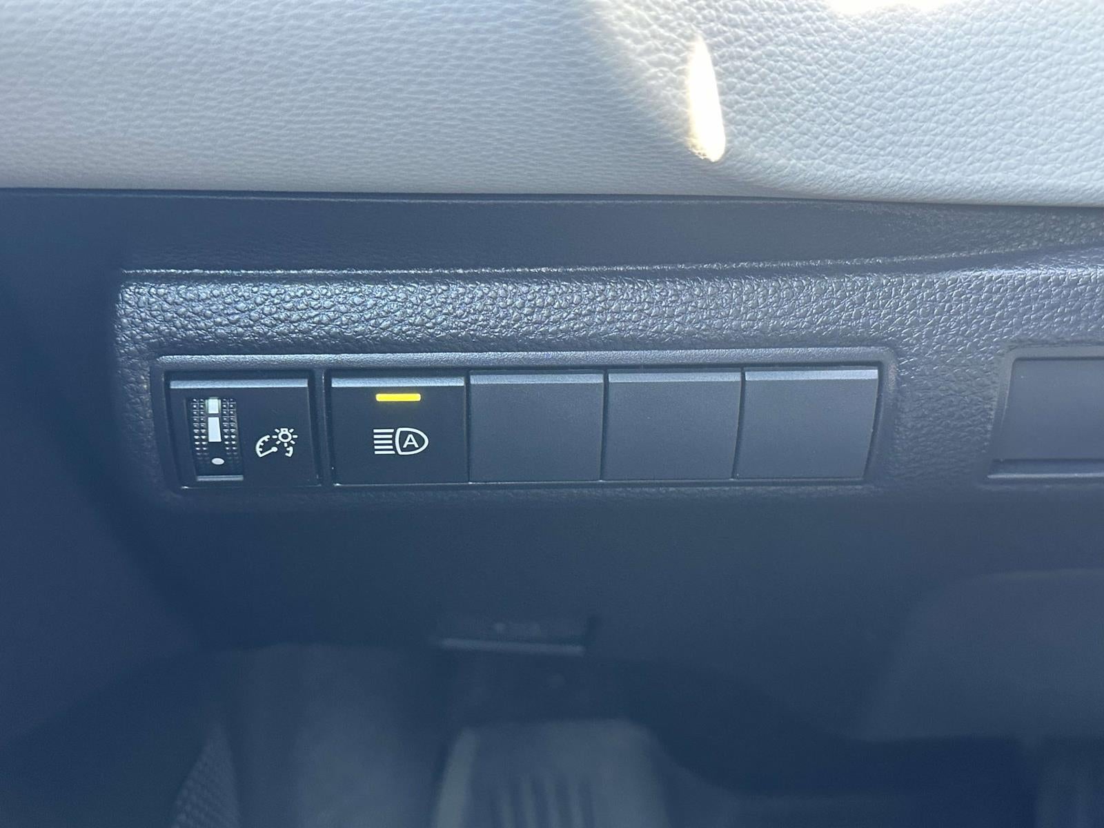 2023 Toyota Corolla LE CVT (Natl)