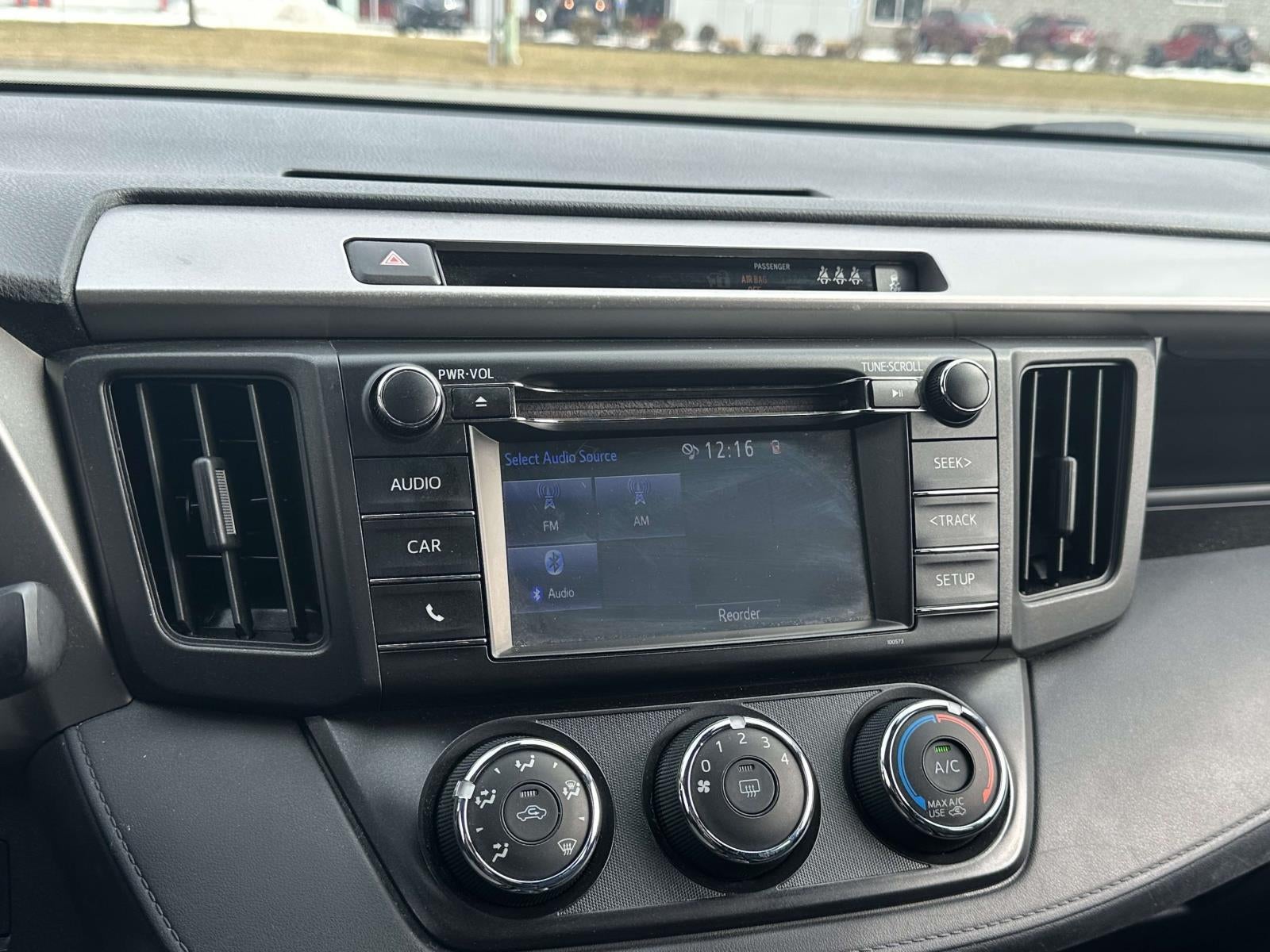 2018 Toyota RAV4 LE AWD (Natl)