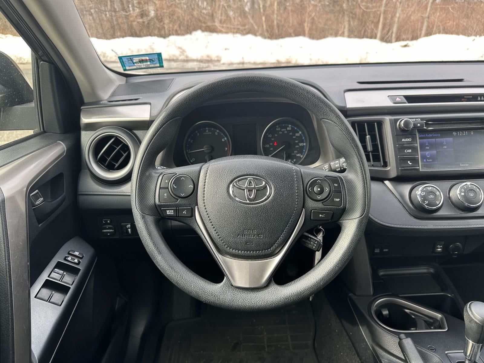 2018 Toyota RAV4 LE AWD (Natl)