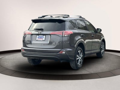 2018 Toyota RAV4 LE AWD (Natl)