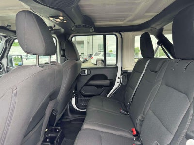 2022 Jeep Wrangler Unlimited Sahara 4x4