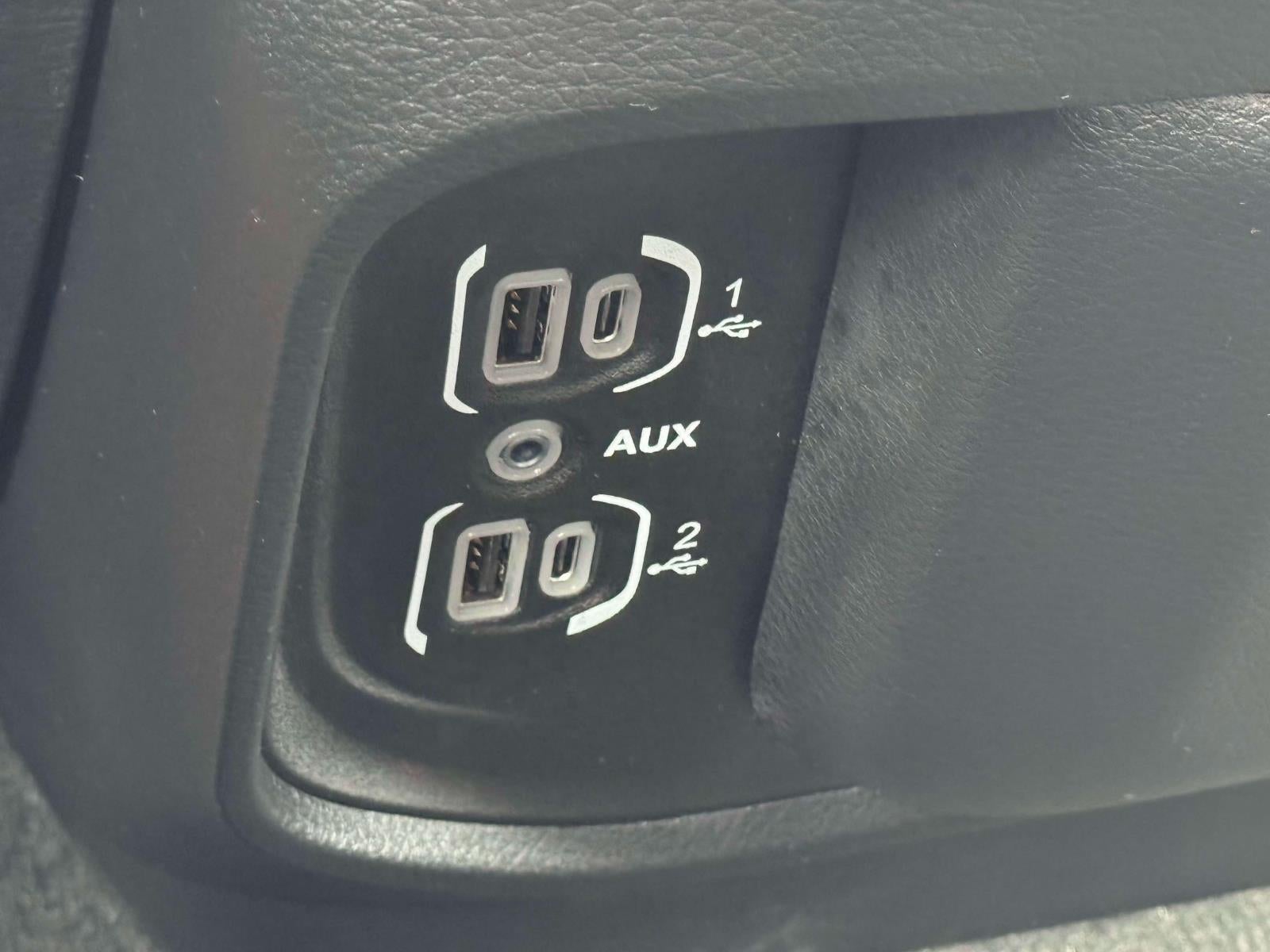 2023 RAM 1500 Big Horn 4x4 Quad Cab 6'4 Box