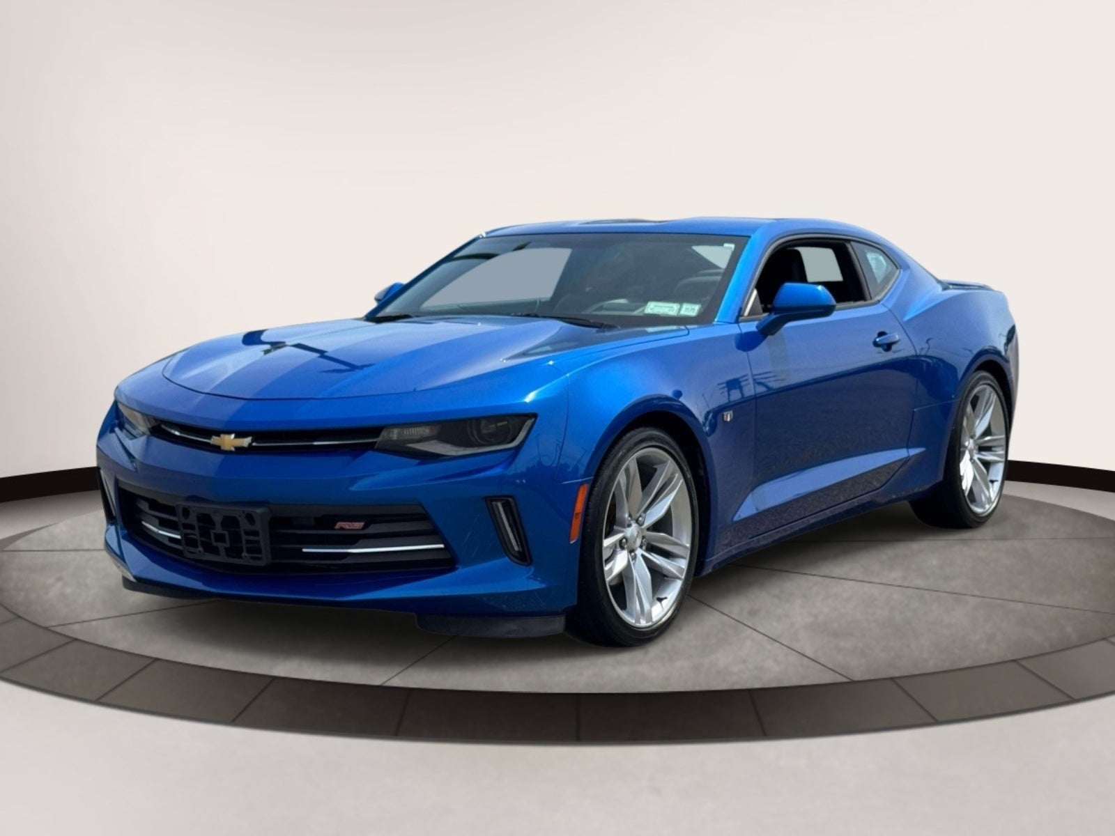 2017 Chevrolet Camaro 2dr Cpe 2LT