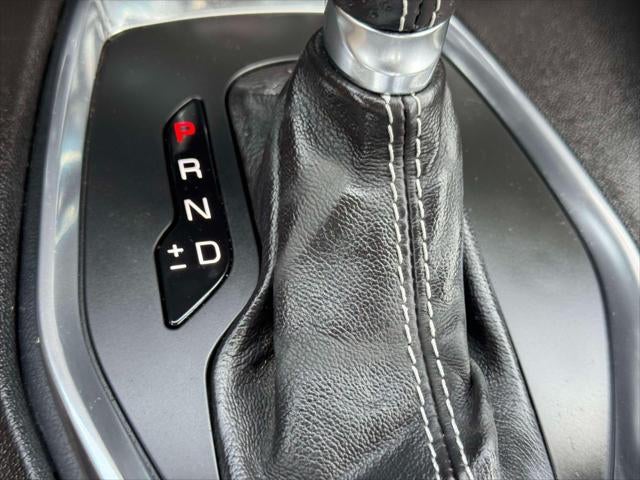 2017 Chevrolet Camaro 2dr Cpe 2LT