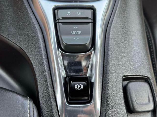 2017 Chevrolet Camaro 2dr Cpe 2LT
