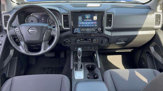 2024 Nissan Frontier Crew Cab 4x4 SV