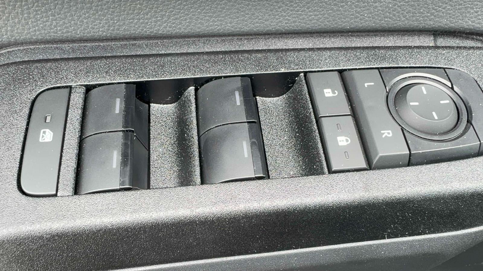 2026 Toyota RAV4 LE AWD (Natl)