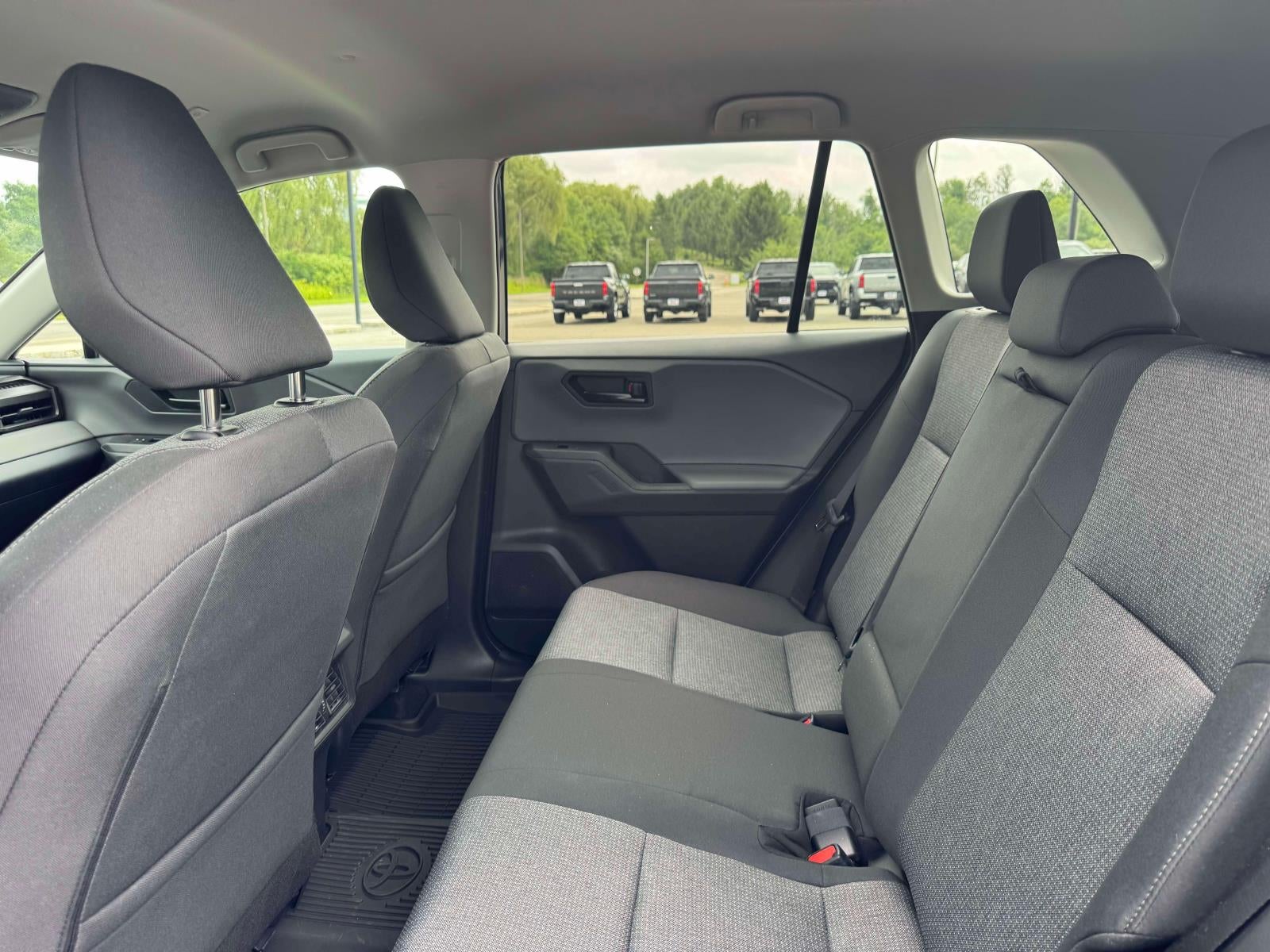 2026 Toyota RAV4 LE AWD (Natl)