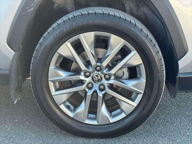 2021 Toyota RAV4 XLE Premium AWD (Natl)