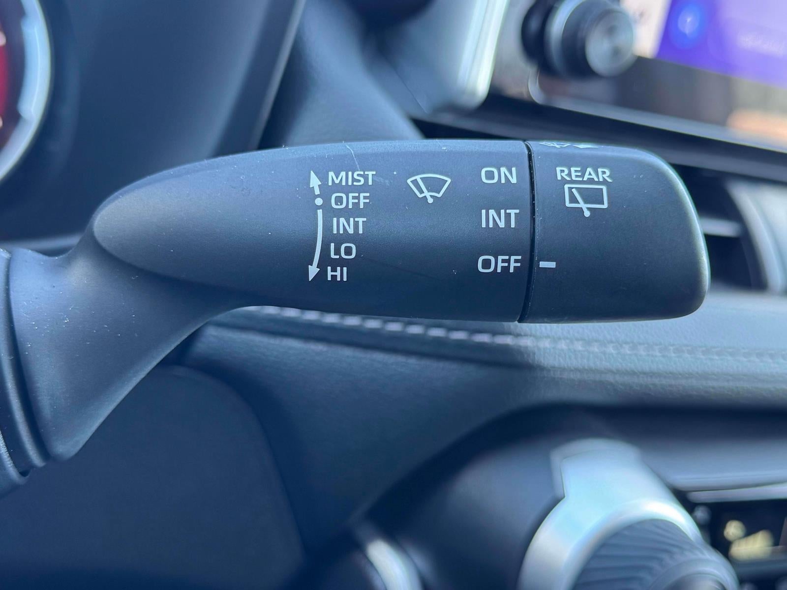 2025 Toyota RAV4 LE AWD (Natl)