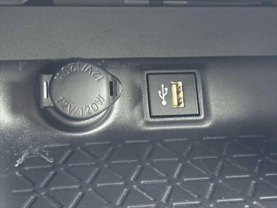 2025 Toyota RAV4 XLE AWD (Natl)