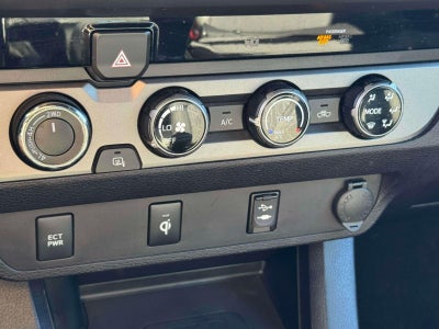 2017 Toyota Tacoma TRD Off Road Double Cab 5' Bed V6 4x4 AT (Natl)