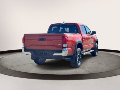 2017 Toyota Tacoma TRD Off Road Double Cab 5' Bed V6 4x4 AT (Natl)