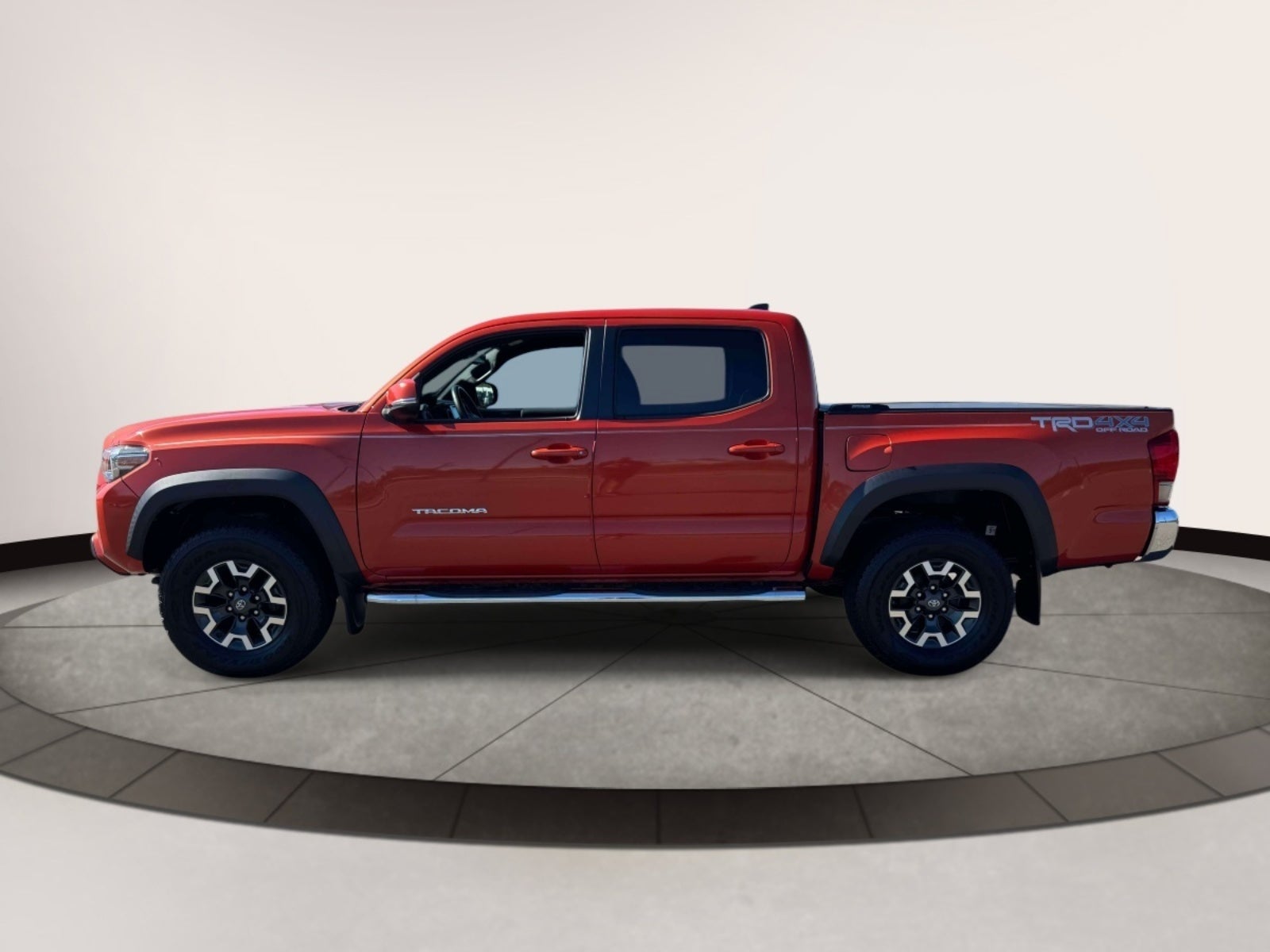 2017 Toyota Tacoma TRD Off Road Double Cab 5' Bed V6 4x4 AT (Natl)