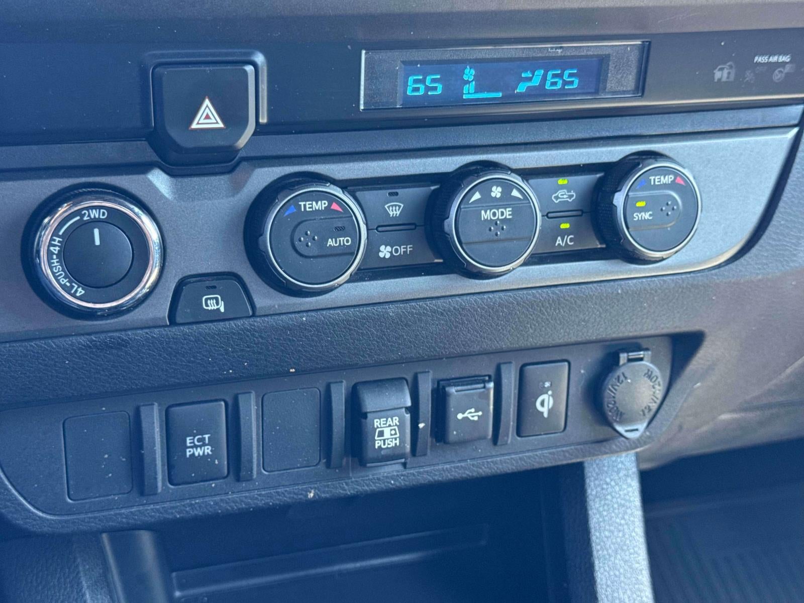 2023 Toyota Tacoma 4WD TRD Sport Double Cab 5' Bed V6 AT (Natl)