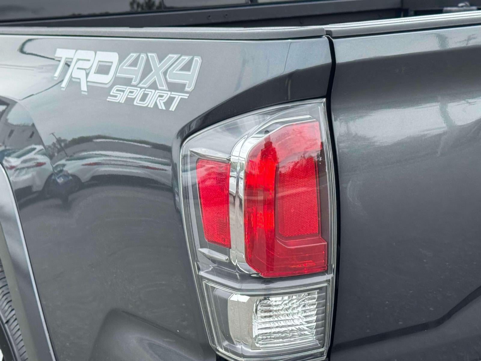 2023 Toyota Tacoma 4WD TRD Sport Double Cab 5' Bed V6 AT (Natl)