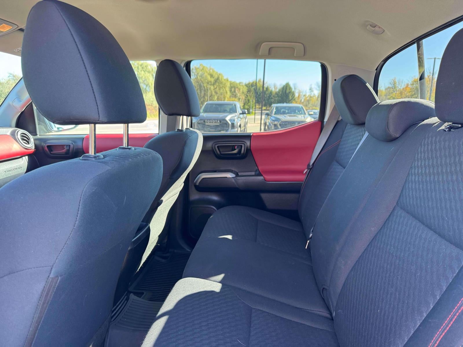 2023 Toyota Tacoma 4WD SR5 Double Cab 5' Bed V6 AT (Natl)