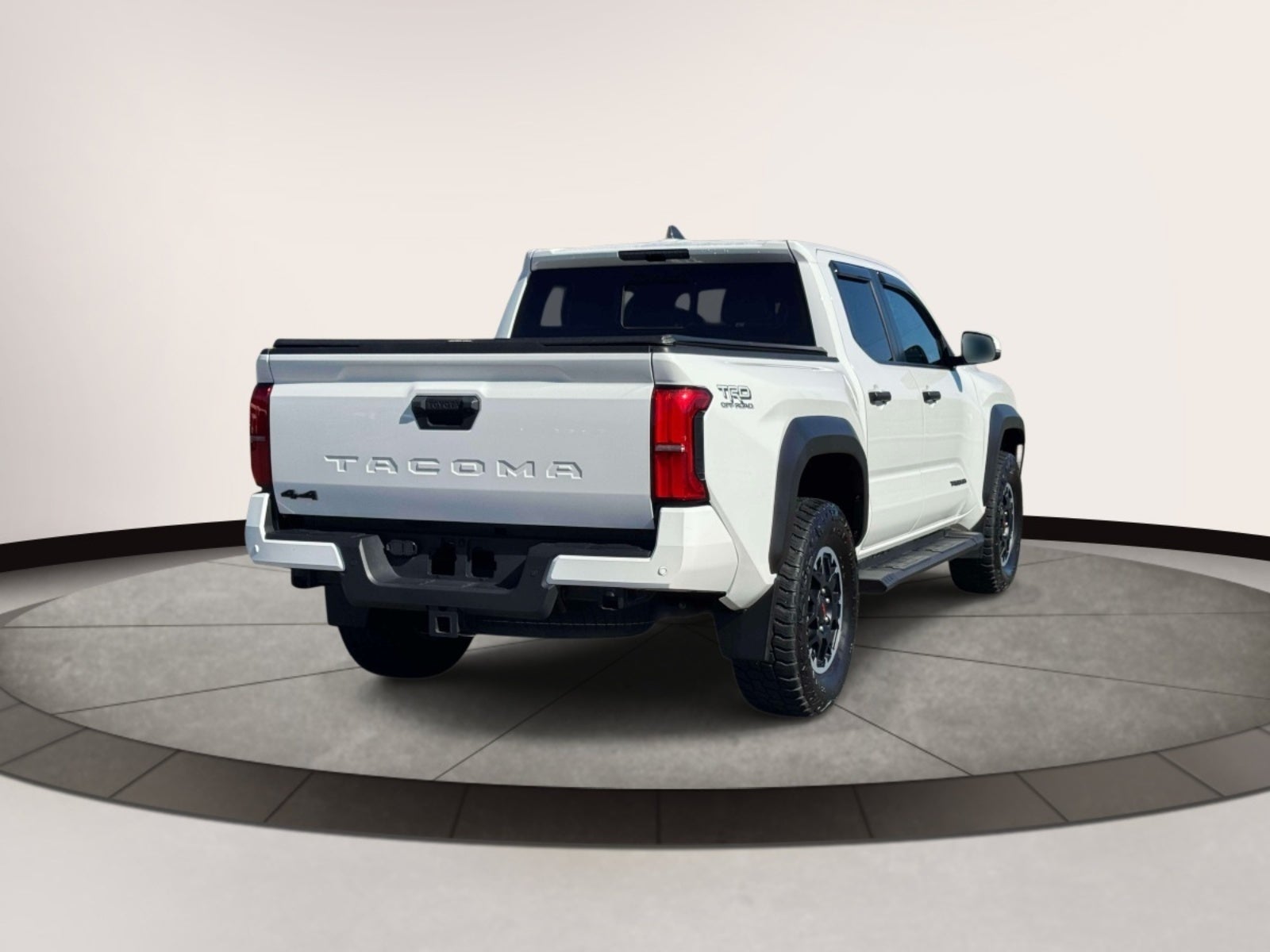2024 Toyota Tacoma 4WD TRD Off Road Double Cab 5' Bed AT (Natl)