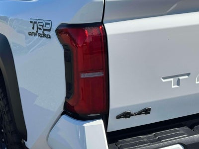 2024 Toyota Tacoma 4WD TRD Off Road Double Cab 5' Bed AT (Natl)