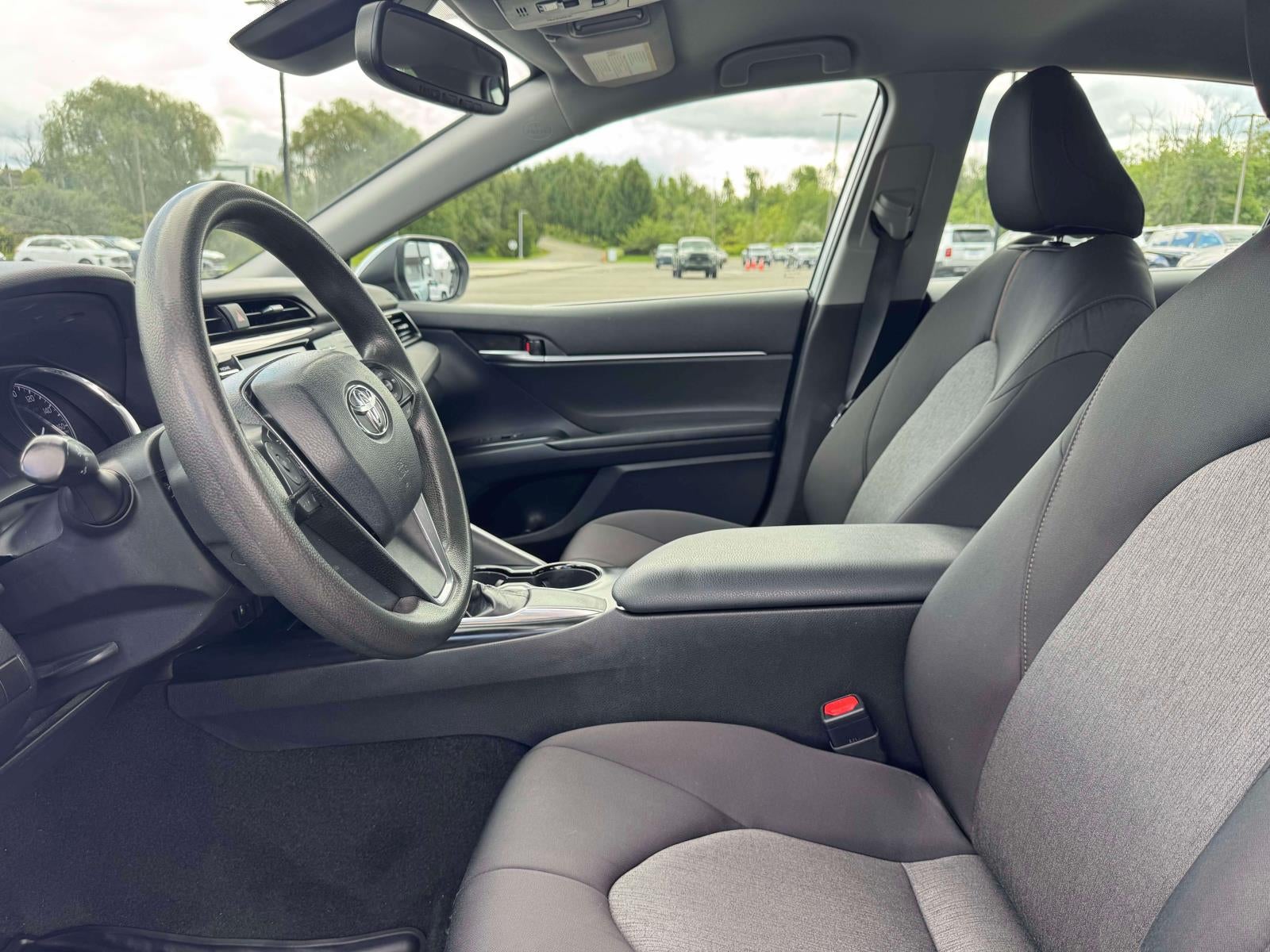 2019 Toyota Camry LE Auto (Natl)