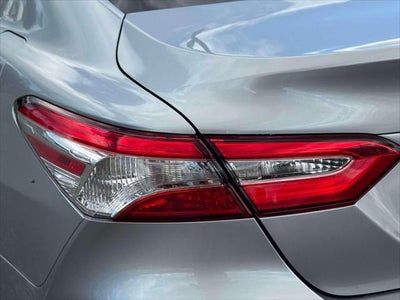 2019 Toyota Camry LE Auto (Natl)