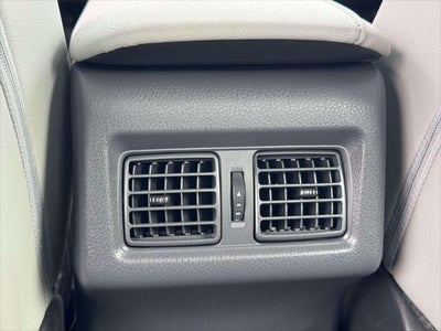 2022 Toyota Camry Hybrid XLE CVT (Natl)