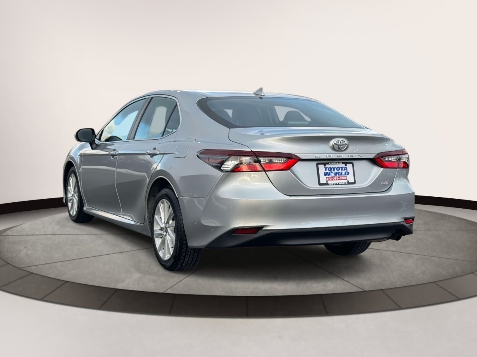 2022 Toyota Camry LE Auto (Natl)