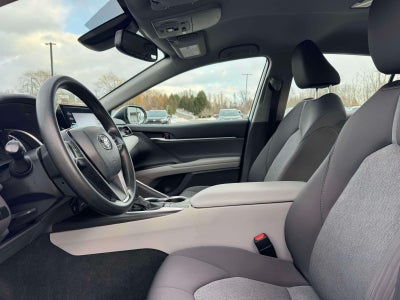 2022 Toyota Camry LE Auto (Natl)