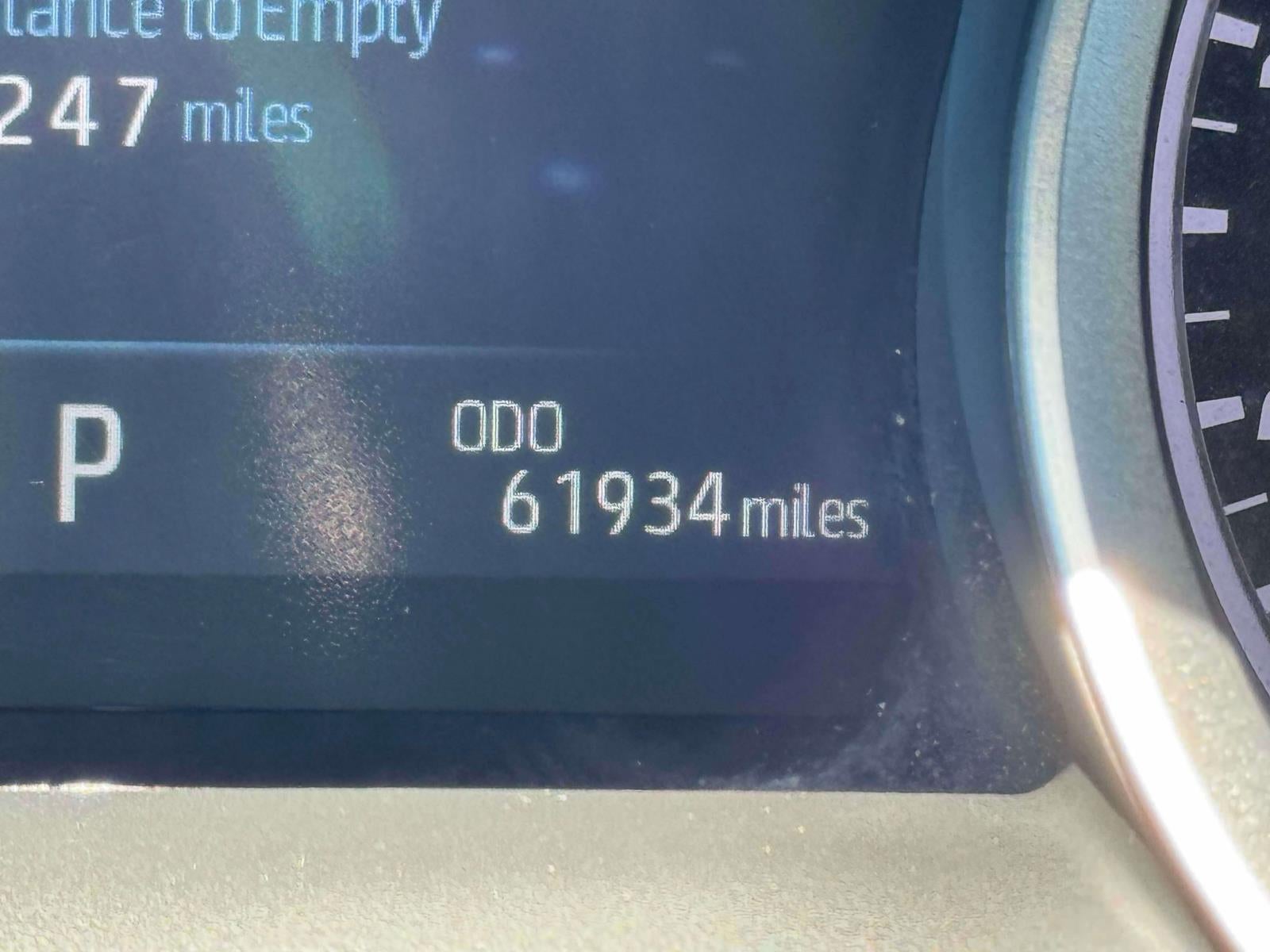 2022 Toyota Camry LE Auto AWD (Natl)