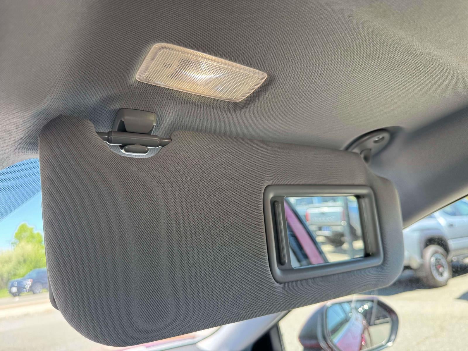 2022 Toyota Camry LE Auto AWD (Natl)